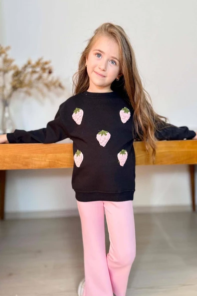 Kız Çocuk Üzeri Çilek Figürlü 3 İplik Kazak Bol Kesim Skuba Kumaş Pembe Alt Üst Takım - 7