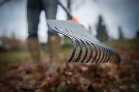 FISKARS Solid M Yaprak Tırmığı 414 mm (1003464-135026) - 2