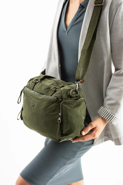 Yumuşak Dokulu Ultra Hafif, Esnek ve Su Geçirmez Polyamid Kumaş Omuz ve Kol Çantası Koyu Yeşil Model: (571-13-14G) - Resim 3