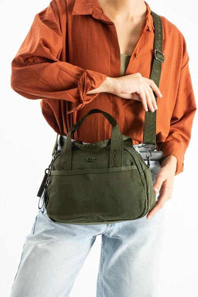 Yumuşak Dokulu Ultra Hafif, Esnek ve Su Geçirmez Polyamid Kumaş Omuz ve Kol Çantası Koyu Yeşil Model: (571-13-14H) - Resim 2