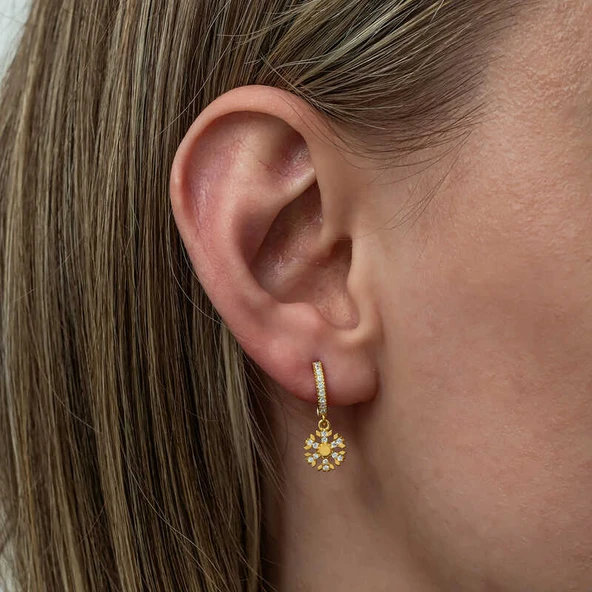 Gümüş Sallantılı Gold Kar Tanesi Kadın Küpe - Resim 2