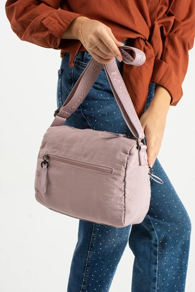 Yumuşak Dokulu Ultra Hafif, Esnek ve Su Geçirmez Polyamid Kumaş Omuz Çantası Pembe Model: (571-13-14C) - Resim 3