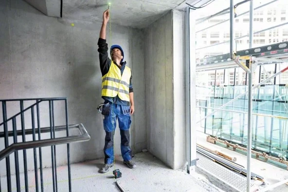 BOSCH GPL 3 G Yeşil Işıklı Lazer Şakül Duvarcılar için (3 Noktalı) - Resim 3