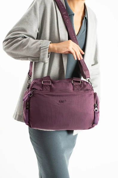 Yumuşak Dokulu Ultra Hafif, Esnek ve Su Geçirmez Polyamid Kumaş Omuz ve Kol Çantası Mor Model: (571-13-14G) ürün görseli 1