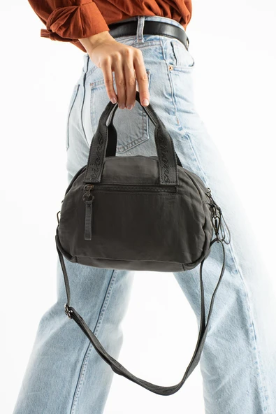 Yumuşak Dokulu Ultra Hafif, Esnek ve Su Geçirmez Polyamid Kumaş Omuz ve Kol Çantası Gri Model: (571-13-14H) - Resim 3