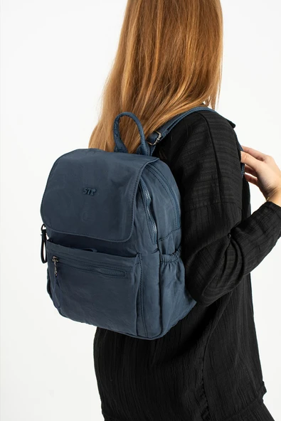 Yumuşak Dokulu Ultra Hafif, Esnek ve Su Geçirmez Polyamid Kumaş Sırt Çantası Lacivert Model: (571-13-14B) ürün görseli 1