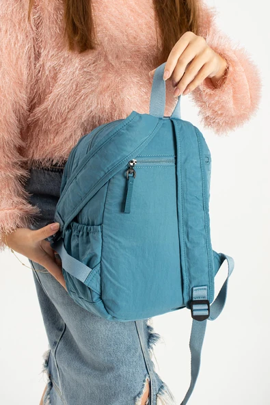 Yumuşak Dokulu Ultra Hafif, Esnek ve Su Geçirmez Polyamid Kumaş Sırt Çantası Mavi Model: (571-13-14A) - Resim 3