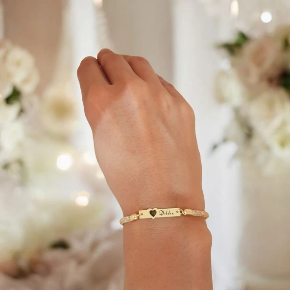 14 Ayar Altın Plakalı İsme Özel Kalp Motifli Hasır Kordonlu Hediye Bileklik-528 - Resim 2