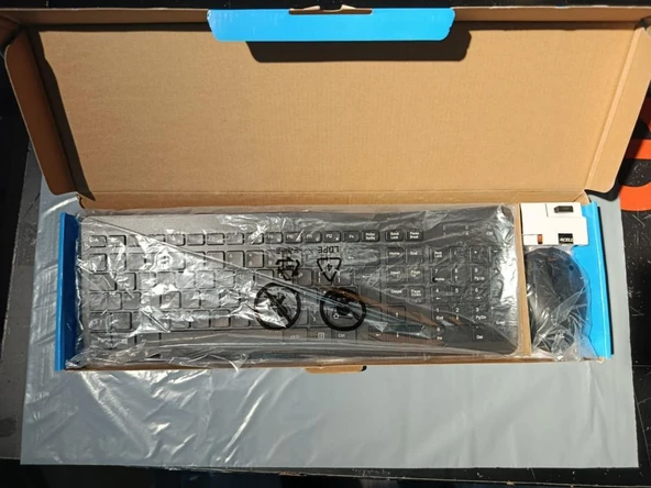 Hp 330 Kablosuz Klavye Mouse Seti Siyah 2V9E6AA (OUTLET) - Resim 2