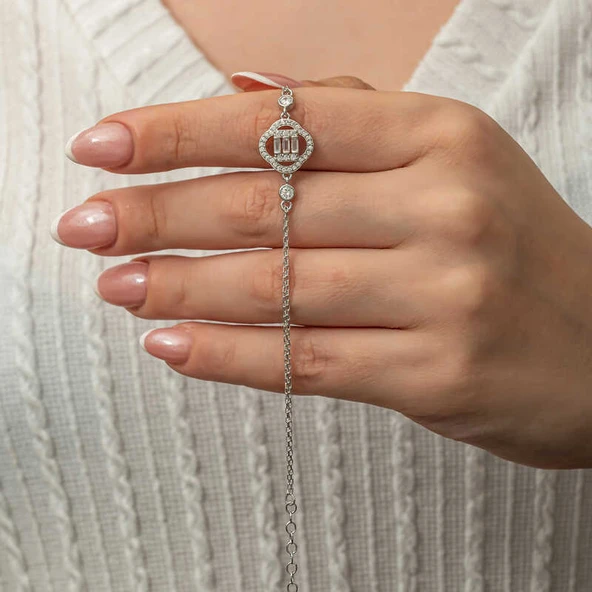 BlackCraft Gümüş Yonca Baget Taşlı Kadın Bileklik (BC-38C0F2) ürün görseli 1