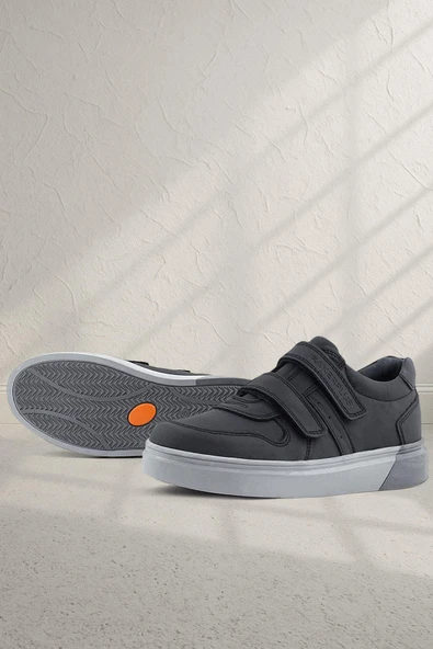 Rakerplus Hakiki Deri Siyah Cilt Gri Tabanlı Cırtlı Erkek Çocuk Sneaker ürün görseli