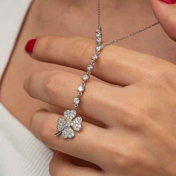 BlackCraft Gümüş Sıralı Zirkon Taşlı Yonca Kadın Kolye (BC-75F88B) - Resim 3