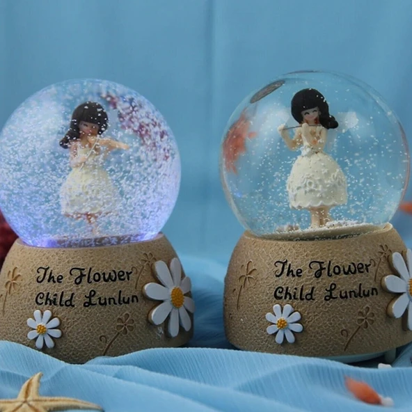 Kemancı Kız Kar Küresi Orta Boy ürün görseli