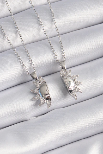 316L Çelik Gümüş Renk Zirkon Taşlı Güneş Model İşleme Yazı Detay Arkadaşlık Kolyesi - TJ-BKO9289 ürün görseli