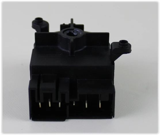 x KİLİTLİ KONTAK GÖVDE ROLESİ TERMİĞİ TMPR-TIPO 5888988 ürün görseli