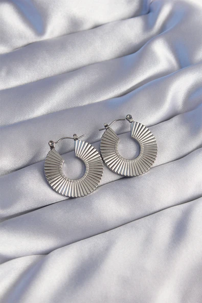 316L Çelik Gümüş Renk Oval Çizgili Plaka Küpe - TJ-BKP9048 ürün görseli