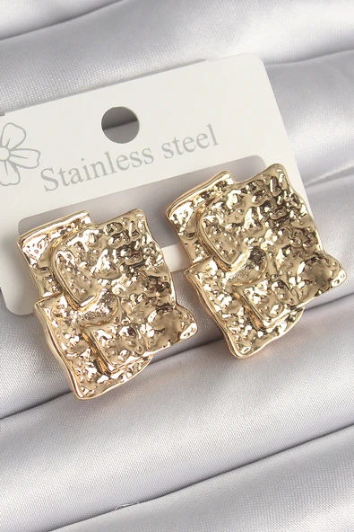 Pirinç Gümüş Renk İşlemeli Kare Plaka Model Kadın Küpe - TJ-BKP10258 ürün görseli