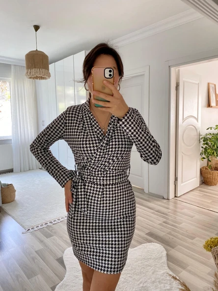 Lucky Life Kadın Uzun Kollu Kruvaze Yaka Bağlamalı Kemer Dalgıç Mini Boy Elbise - Resim 11