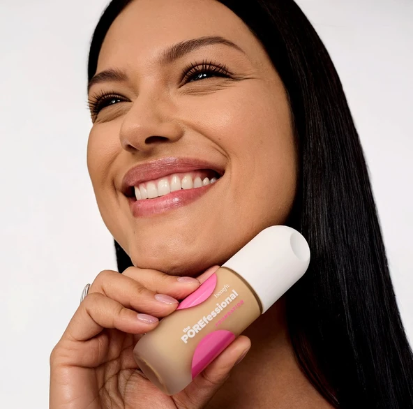 Benefit Cosmetics Niacinamide İçeren, Pürüzsüzlük Etkili Fondöten 10N - Resim 2