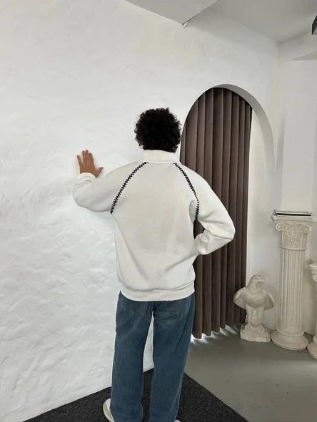 Erkek Oversize Dik Yaka Fermuarlı Sweatshirt - Zincir Nakışli Kanguru Cepli - Beyaz - Resim 5