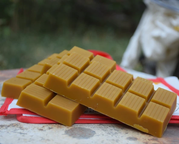 Şehr-i Şemdinli Balmumu 1 kg Bal Mumu - 2
