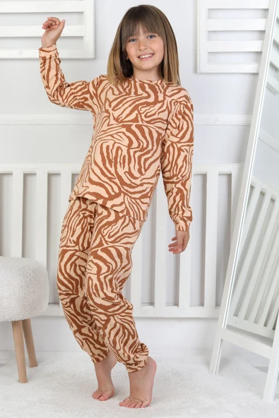Kaplan Desenli Kız Çocuk Pijama Takımı - Resim 5