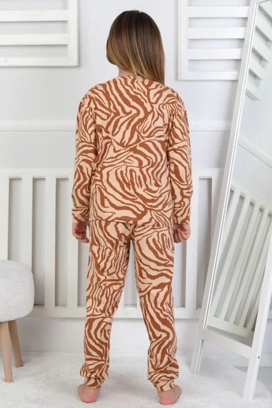 Kaplan Desenli Kız Çocuk Pijama Takımı - Resim 9