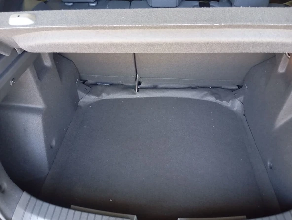 Rizline Renault Duster 2024 Ve Sonrası 3D Havuzlu Paspas Siyah Ve Bagaj Havuzu  4x2 Sabit Zemin LPG MHEV  Set - 2