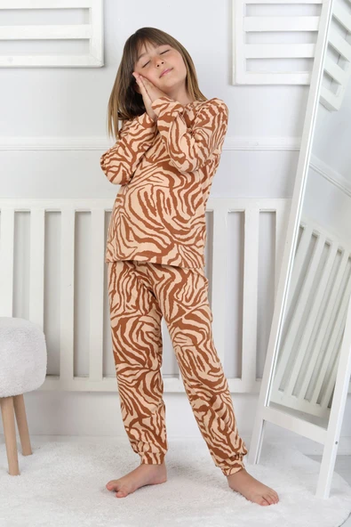 Kaplan Desenli Kız Çocuk Pijama Takımı - Resim 4