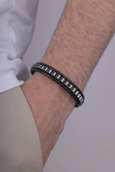 Gümüş Pazarım Silindir Kesim Hematit Taşlı Deri Geçişli Erkek Doğal Taş Bileklik