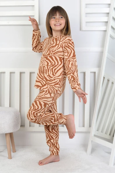 Kaplan Desenli Kız Çocuk Pijama Takımı - Resim 6
