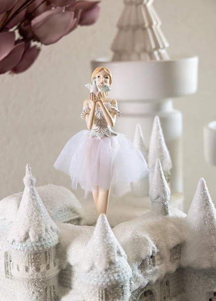 The Mia Prenses Şatosu Led Işıklı Müzik Kutusu 30x26x19cm - Resim 5