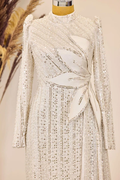 Bergüzar Tesettür Abiye Krem - Resim 2