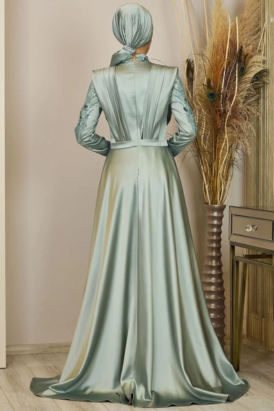 Önü Drapeli Kuyruklu Boncuk İşlemeli Miranda Tesettür Abiye Çağla Yeşili - Resim 3