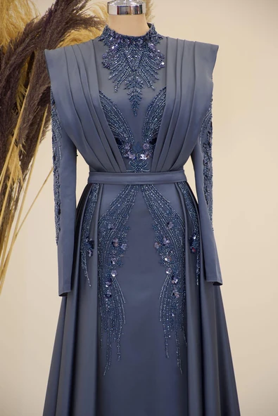 Önü Drapeli Kuyruklu Boncuk İşlemeli Miranda Tesettür Abiye Antrasit - Resim 2