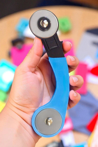 45 mm Rulet Döner Kumaş Kesici  Patchwork Kırkyama Kağıt ve Deri Kesim Aracı  Yedek Bıçak - Resim 4