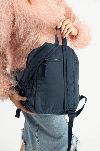 Kadın Sırt Çantası Ultra Hafif Poliamid Kumaş Su Geçirmez Çok Cepli Günlük Sırt Çantası 35*25 Cm - Resim 4