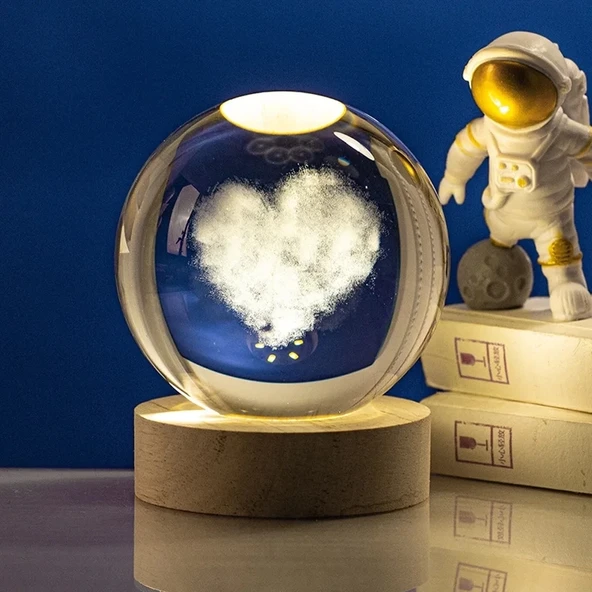 Usb&039li Ahşap Altlıklı Kalp Tasarımlı Cam Küre ürün görseli