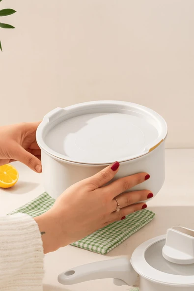 9 Parça Seramik Kaplamalı Pişir Sakla Tencere Seti - Resim 5