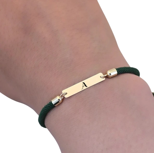 14 Ayar Altın Plakalı Harfe Özel Dikdörtgen Motifli Koyu Yeşil İpek Örgülü Hediye Bileklik-554 - Resim 3