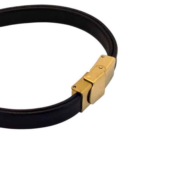 14 Ayar Altın Plakalı Harfe Özel Kalp Detaylı Oval Figürlü Doğal Siyah Derili Hediye Bileklik-557 - Resim 4