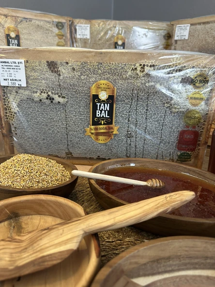 Organik Petekli Bal Siyah Renk 3000 Gr