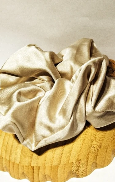 Monalisa Home Gösterişli Krem Renk Büyük Esnek Lastik Toka ürün görseli