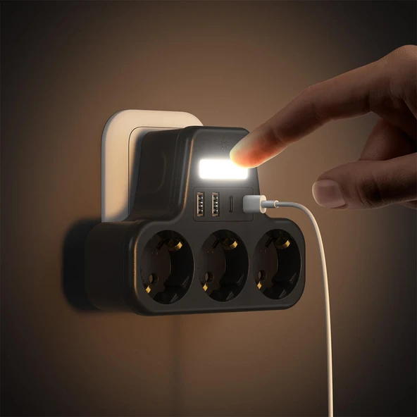 3’lü Duvar Tipi Akım Korumalı Priz  2 USB A + 2 Type C Girişli  LED Gece Lambalı Akıllı Çoklu Priz - 3