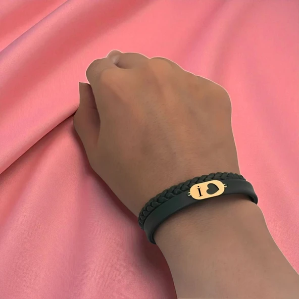 14 Ayar Altın Plakalı Harfe Özel Kalp Detaylı Oval Motifli Koyu Yeşil Derili Hediye Bileklik-560 - Resim 2