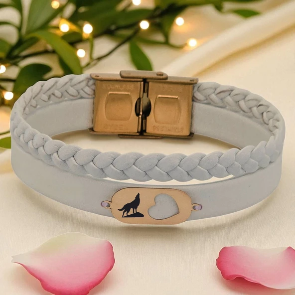 14 Ayar Altın Plakalı Sembole Özel Doğal Beyaz Derili Kalp Detaylı Oval Figürlü Hediye Bileklik-561 ürün görseli