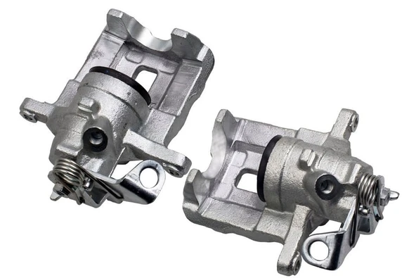 AKS TAŞIYICI ÖN SOL MASTER II  8200642122 ürün görseli