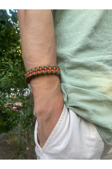 Paracord Bileklik Turuncu-Haki Shark modeli ürün görseli