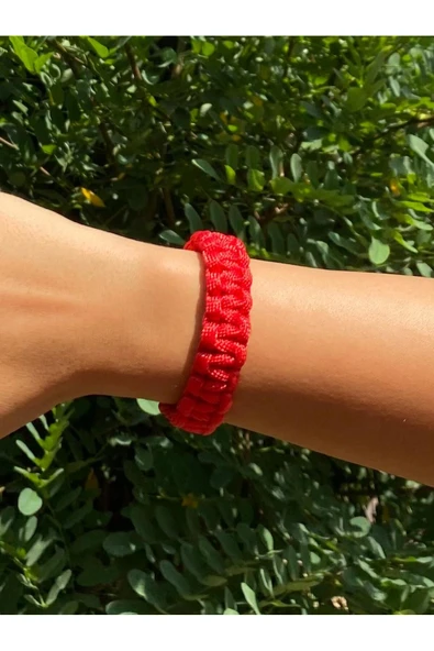 Paracord Bileklik Kırmızı cobra modeli ürün görseli