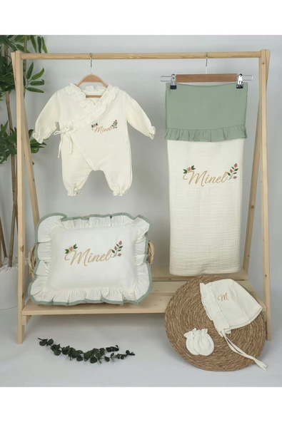 gros shop Müslin Yeni Doğan 4Katlı Organik %100Pamuk Kişiye Özgü Nakışlı Hastane Çıkış Seti (Güllü Model-4) - Resim 2